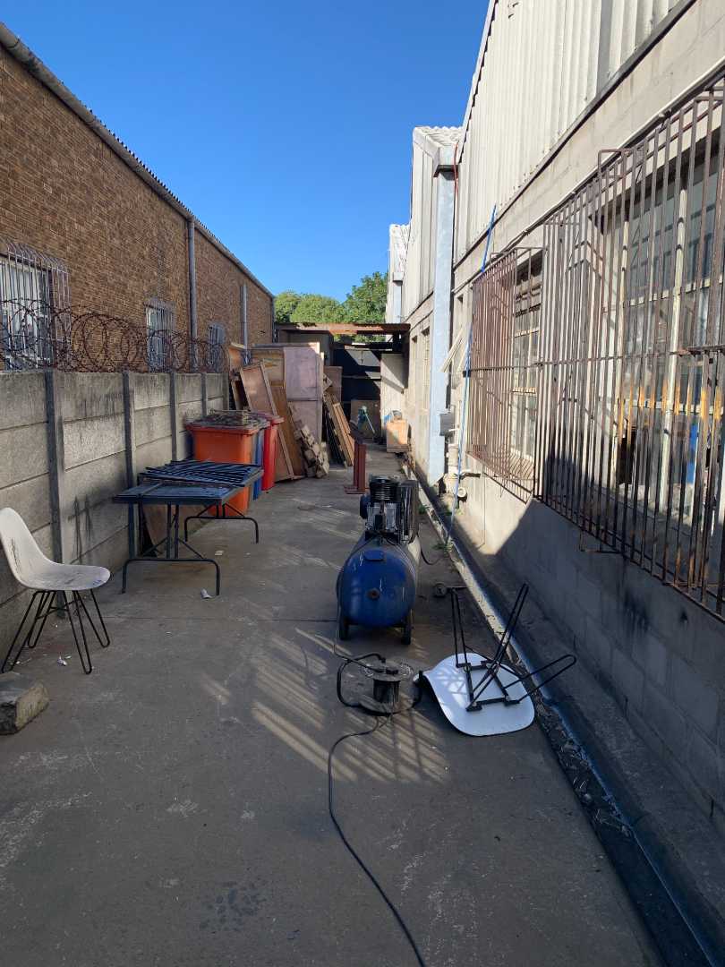 To Let commercial Property for Rent in Montague Gardens Western Cape